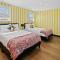 Stylishly Renovated 5-Bedroom Home in AC - Perfect for Groups and Families