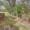 Bella Vista Townhome with Deck Near Back 40 Trails!
