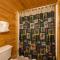 Mountain Cabin with Picturesque View