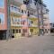 Primeshare Luxury Apartments for Family Travelers with Swimming Pool, Yaounde