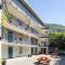 Top floor apartment with mountain view, terrace 22sqm, free parking