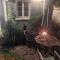Cliffside is a Cosy Cottage B&B by Cowes Beach - Very big King Size guest BR & a Twin BR too if you book 3 to 4 guests Cliffside is a Cosy Cottage B&B by Cowes Beach - Very big King Size guest BR & a Twin BR too if you book 3 to 4 guests