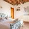 * Farmhouse with views * Walk to everything - بارغا