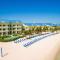 Wyndham Reef Resort, Grand Cayman - Sand Bluff