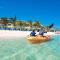 Wyndham Reef Resort, Grand Cayman - Sand Bluff