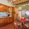 Apartment Fattoria Petraglia - Loggiato by Interhome - Монтериджони