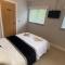 Deepcut Lodge Bed & Breakfast - Camberley