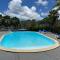 Beachfront Condo with Pool View & Private Beach Access