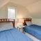 North Conway Townhome with Private Hot Tub and Deck!