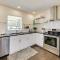 Sunny Sarasota Home with Pool Near Siesta Key Beach!