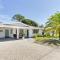 Sunny Sarasota Home with Pool Near Siesta Key Beach!