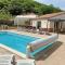 Gîte myosotis Piscine Privée 4 Chambres