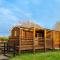 Hillside View Shepherds Hut - Ockeridge Rural Retreats - Little Witley