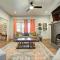 Cottage Chic- Less than 5 mins to Plaza District