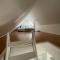Sunny 1st floor apartment