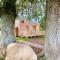 Jolie Tiny House sous les Grands Arbres