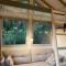 Jolie Tiny House sous les Grands Arbres