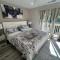 Spacious, cozy villa w/parking in Coligny Villas - 希尔顿黑德岛