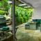 Capers Cottage and Barn Accommodation