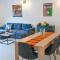 Apartment Leo Blue