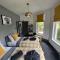 Green Corner Villa - Cosy Luxury in Central Torquay with Free Parking & EV