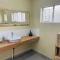 Ultra modern 2 bedroomed apartment - 2082