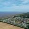 8 Berth Caravan With Decking And Wifi At Broadland Sands Park Ref 20064Cf