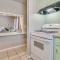 Cozy & Comfy - Few blocks away from Plaza District