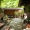 Penthouse-Suite Mountain View mit Waldhütte/Sauna/Netflix