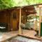 Penthouse-Suite Mountain View mit Waldhütte/Sauna/Netflix