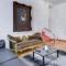 ARC DE TRIOMPHE-CARNOT Luxury & Design