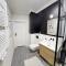 Komfortowy Apartament Przy Bramie Targowej z tarasem- Old Town