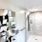 Luxury Suite with Views - San Rafael, Gateway to SF & Wine Country - San Rafael