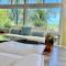Luxury Suite with Views - San Rafael, Gateway to SF & Wine Country