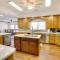 Spacious Hildale House with Large Deck!