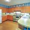 Mid-Century Hideaway Spacious Brownsville Home!