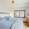 Sparkling Glacier - Suite 202