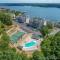Rare GEM @Emerald Bay - Smart Home - THAT VIEW!!! - بحيرة أوزارك
