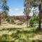 Peaceful 3 bedroom villa with gaming room - Wallan