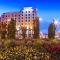 City Hotel