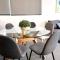 Fab in Phillip - 2bd 2bth Apt - Close to CBR Hospital