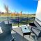 Fab in Phillip - 2bd 2bth Apt - Close to CBR Hospital