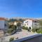 Rooms & Apartments Jadranka