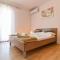 Rooms & Apartments Jadranka