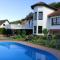 Bild Spacious villa with private swimming pool