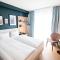 Ascona Lodge, Pool & Garden Retreat