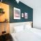 Ascona Lodge, Pool & Garden Retreat