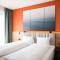 Ascona Lodge, Pool & Garden Retreat