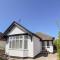 3 Rhyd Drive
