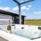 Choller Lake Lodges - Sunbeam Cabin With Private Hot Tub
